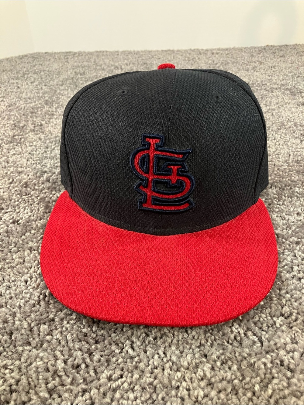 St Louis Cardinals MLB New Era Black Red Fitted Authentic Ball Hat Size 6 7/8